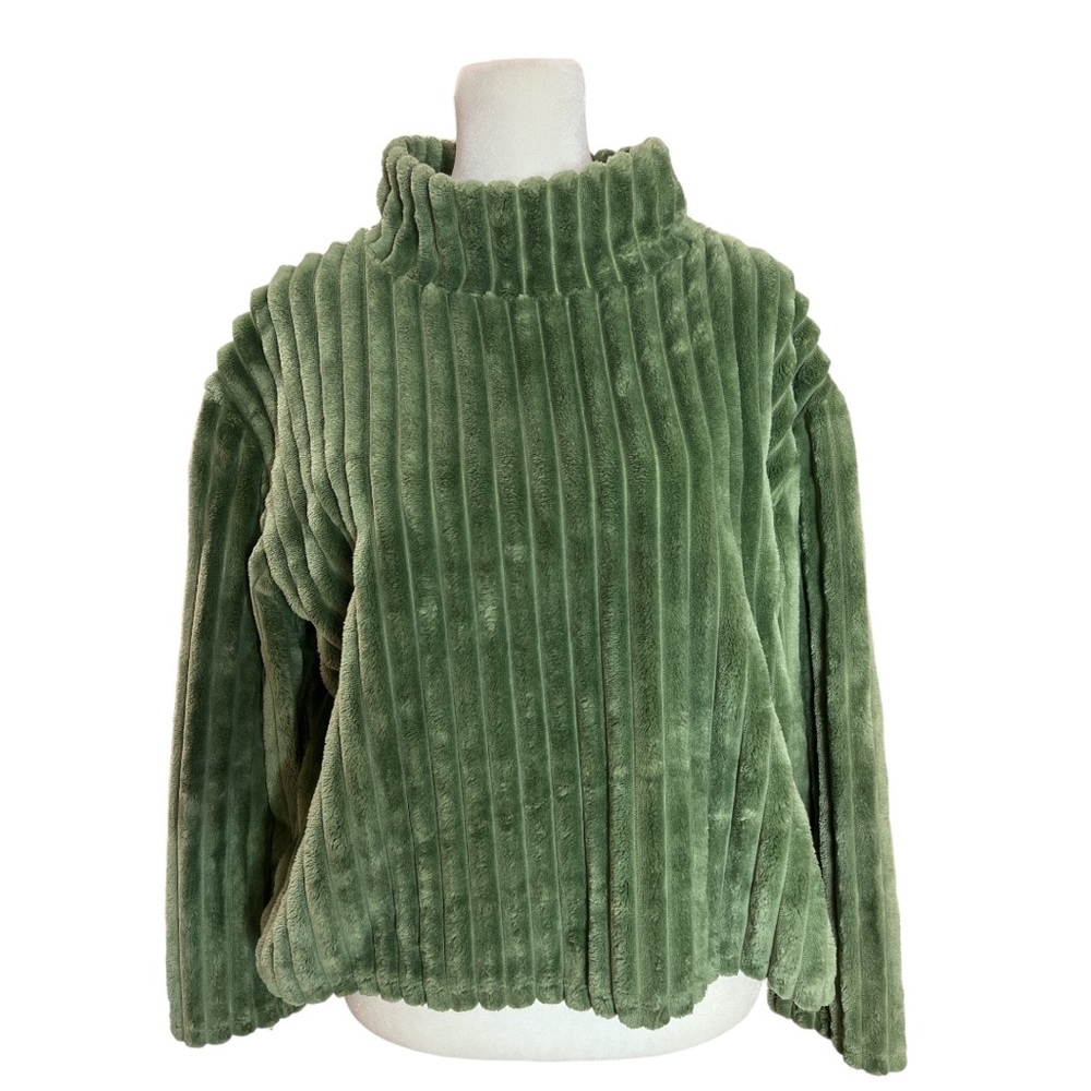 Planet Gold juniors green mock neck soft ribbed  pullover top size medium